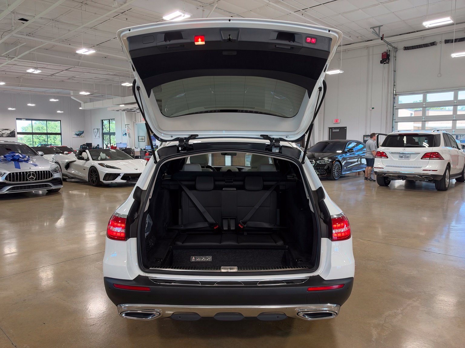 Used 2021 Mercedes-Benz E 450 4MATIC All-Terrain Wagon w/ Premium Package image 40