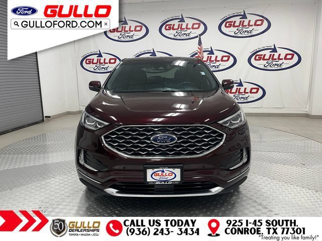 Used 2020 Ford Edge Titanium w/ Equipment Group 301A FWD image 2