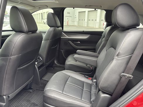 Used 2024 MAZDA CX-90 3.3 Turbo w/ Preferred Package AWD/4WD image 33