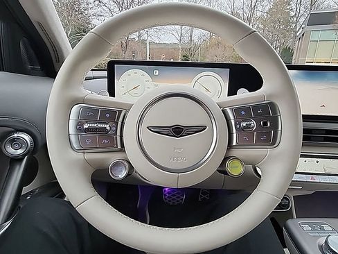 Used 2025 Genesis GV60 Performance image 8