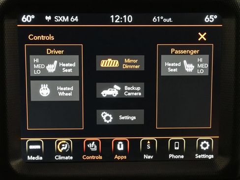 Used 2022 Jeep Wrangler Unlimited Sahara AWD/4WD image 11