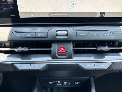 New 2026 Kia K4 GT-Line w/ GT-Line Premium Package FWD image 14