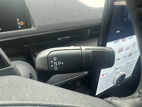 Used 2025 Ford Mustang Mach-E Premium image 24