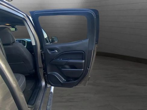 Used 2016 GMC Canyon SLE w/ SLE Convenience Package RWD image 29