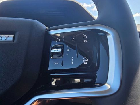 Certified 2024 Land Rover Discovery Sport S image 32