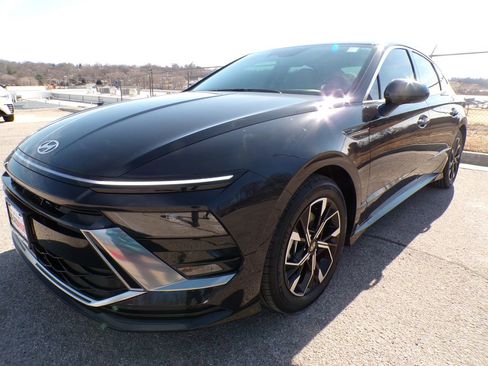 Used 2024 Hyundai Sonata SEL image 1