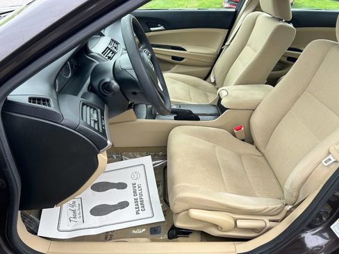 Used 2012 Honda Accord LX image 12