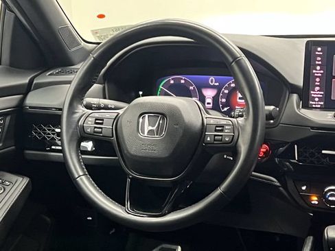 Used 2024 Honda Accord Sport image 15