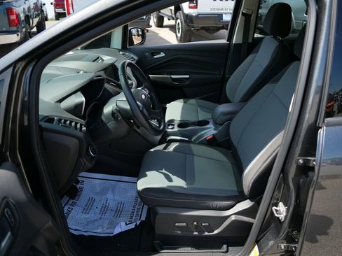 Used 2017 Ford C-MAX SE w/ Equipment Group 201A image 18