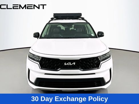 Used 2022 Kia Sorento S FWD image 3
