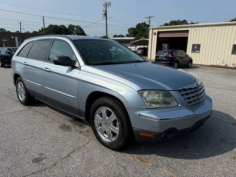 Used 2005 Chrysler Pacifica Touring FWD image 3