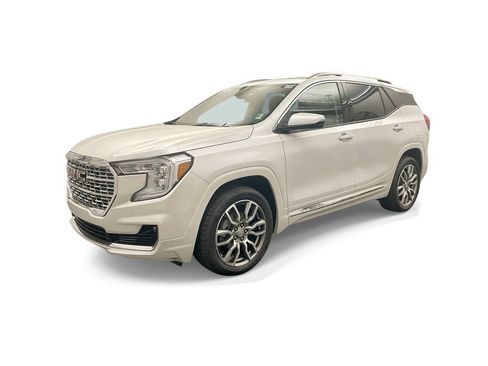 Used 2024 GMC Terrain Denali w/ Denali Premium Package AWD/4WD image 32