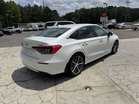 Used 2022 Honda Civic Touring image 14