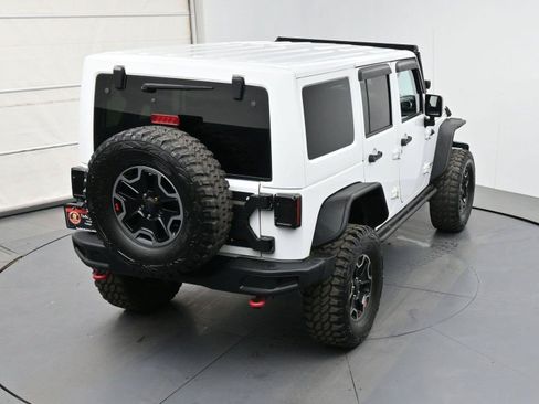 Used 2017 Jeep Wrangler Unlimited Rubicon AWD/4WD image 35