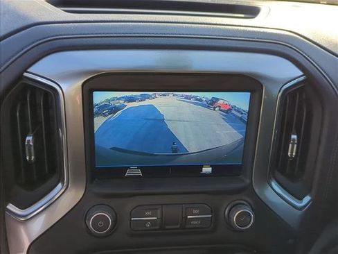 Used 2022 Chevrolet Silverado 2500 LT w/ Convenience Package image 17