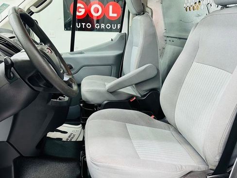 Used 2018 Ford Transit 150 130 Low Roof RWD image 5