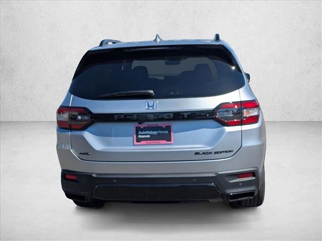 New 2026 Honda Pilot Black Edition image 7