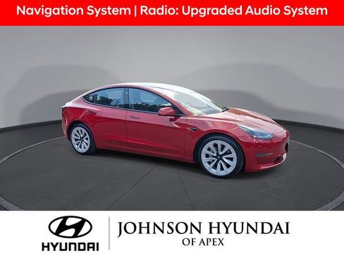 Used 2023 Tesla Model 3 Standard Range RWD image 2