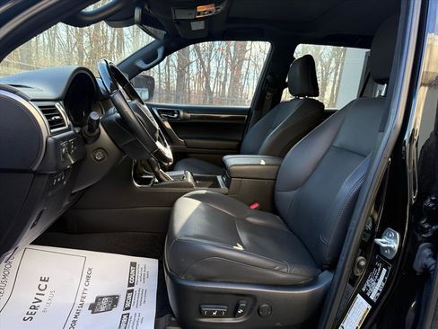 Used 2022 Lexus GX 460 Premium image 2