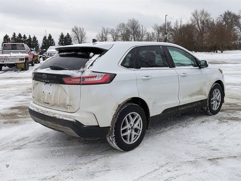 Used 2022 Ford Edge SEL w/ Convenience Package image 3