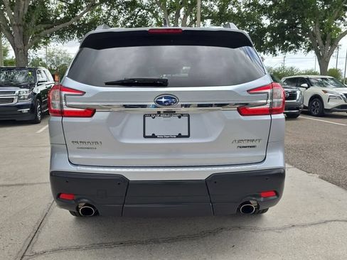 Used 2024 Subaru Ascent Limited w/ Technology Package AWD/4WD image 7