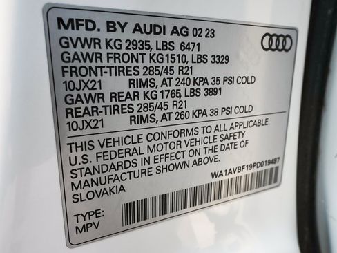 Used 2023 Audi Q8 Premium w/ Convenience Package AWD/4WD image 15