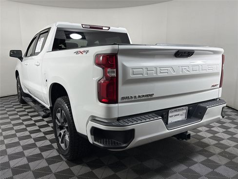 Used 2022 Chevrolet Silverado 1500 RST AWD/4WD image 4