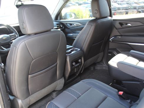Certified 2025 Chevrolet Traverse High Country w/ LPO, Floor Liner Package AWD/4WD image 23