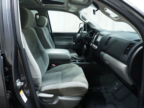 Used 2018 Toyota Sequoia SR5 image 14