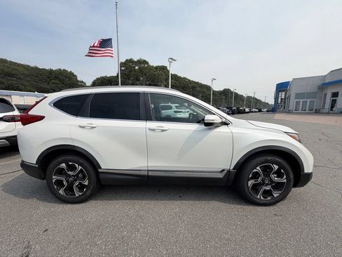 Used 2018 Honda CR-V Touring image 6