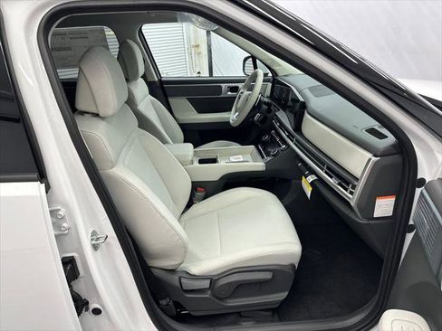 New 2026 Hyundai Santa Fe SE image 13