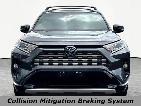 Used 2020 Toyota RAV4 XSE AWD/4WD image 2