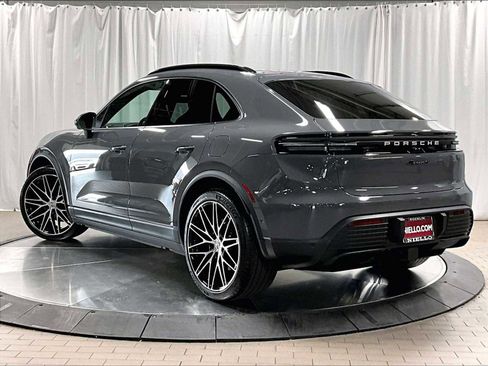New 2026 Porsche Macan 4 Electric AWD/4WD image 3