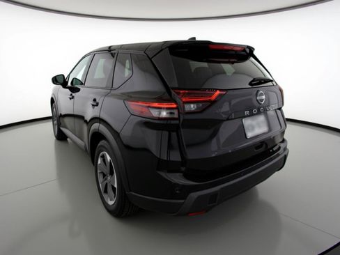Used 2025 Nissan Rogue SV FWD image 6