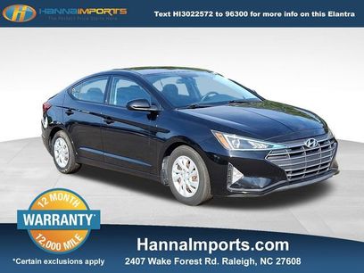 Used 2020 Hyundai Elantra SE w/ Cargo Package (C1)