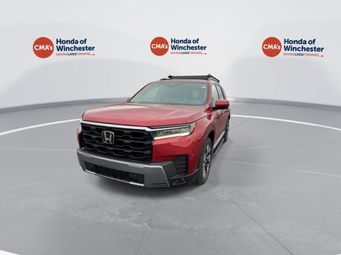 New 2026 Honda Pilot Touring image 4