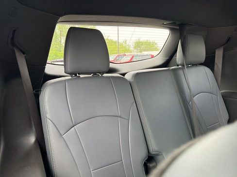 Used 2024 Buick Enclave Premium FWD image 15