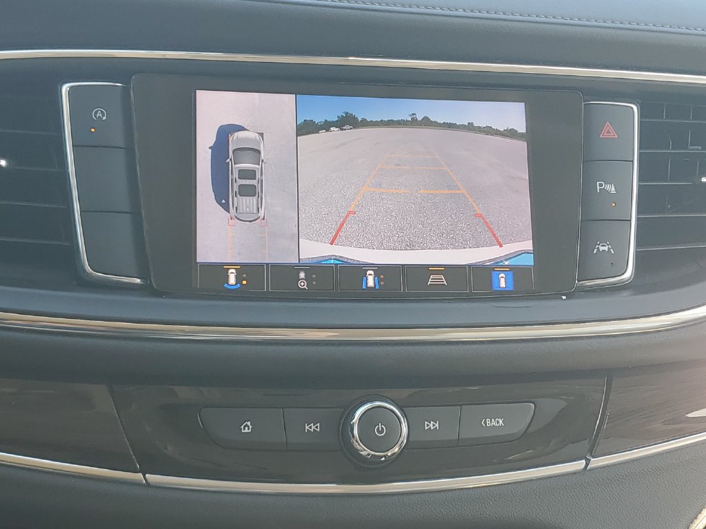 Used 2022 Buick Enclave Essence w/ Sound and Sites Package FWD image 17