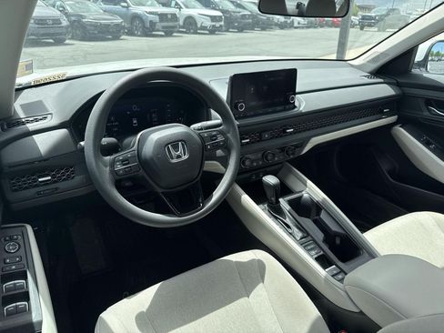 Certified 2023 Honda Accord EX image 19