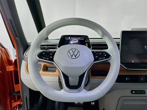 New 2025 Volkswagen ID. Buzz 1st Edition image 18