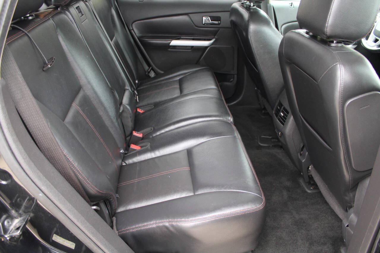 Used 2013 Ford Edge SEL FWD image 10