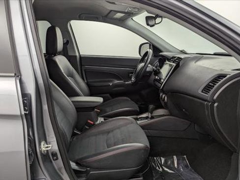 Used 2024 Mitsubishi Outlander Sport SE image 19