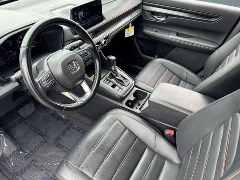 Certified 2025 Honda CR-V Sport-L image 4