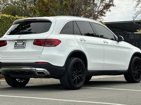 Used 2021 Mercedes-Benz GLC 300 image 4