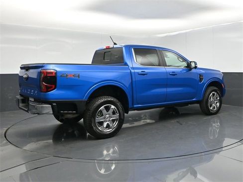 Used 2025 Ford Ranger Lariat w/ Chrome Accent Package image 8