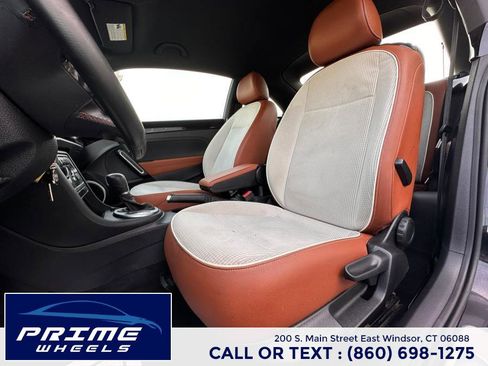 Used 2016 Volkswagen Beetle 1.8T Classic image 10
