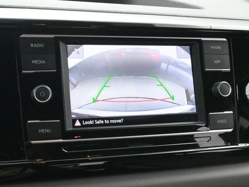 Used 2024 Volkswagen Taos S FWD image 17