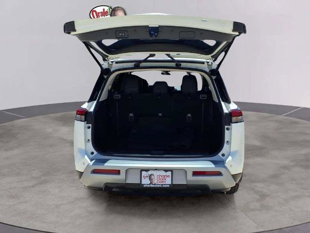 Certified 2024 Nissan Pathfinder SL FWD image 21