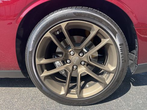 Used 2021 Dodge Challenger SRT Hellcat w/ Plus Package image 11