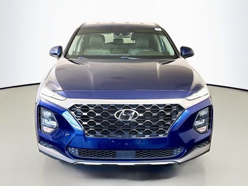Used 2020 Hyundai Santa Fe SE FWD image 2